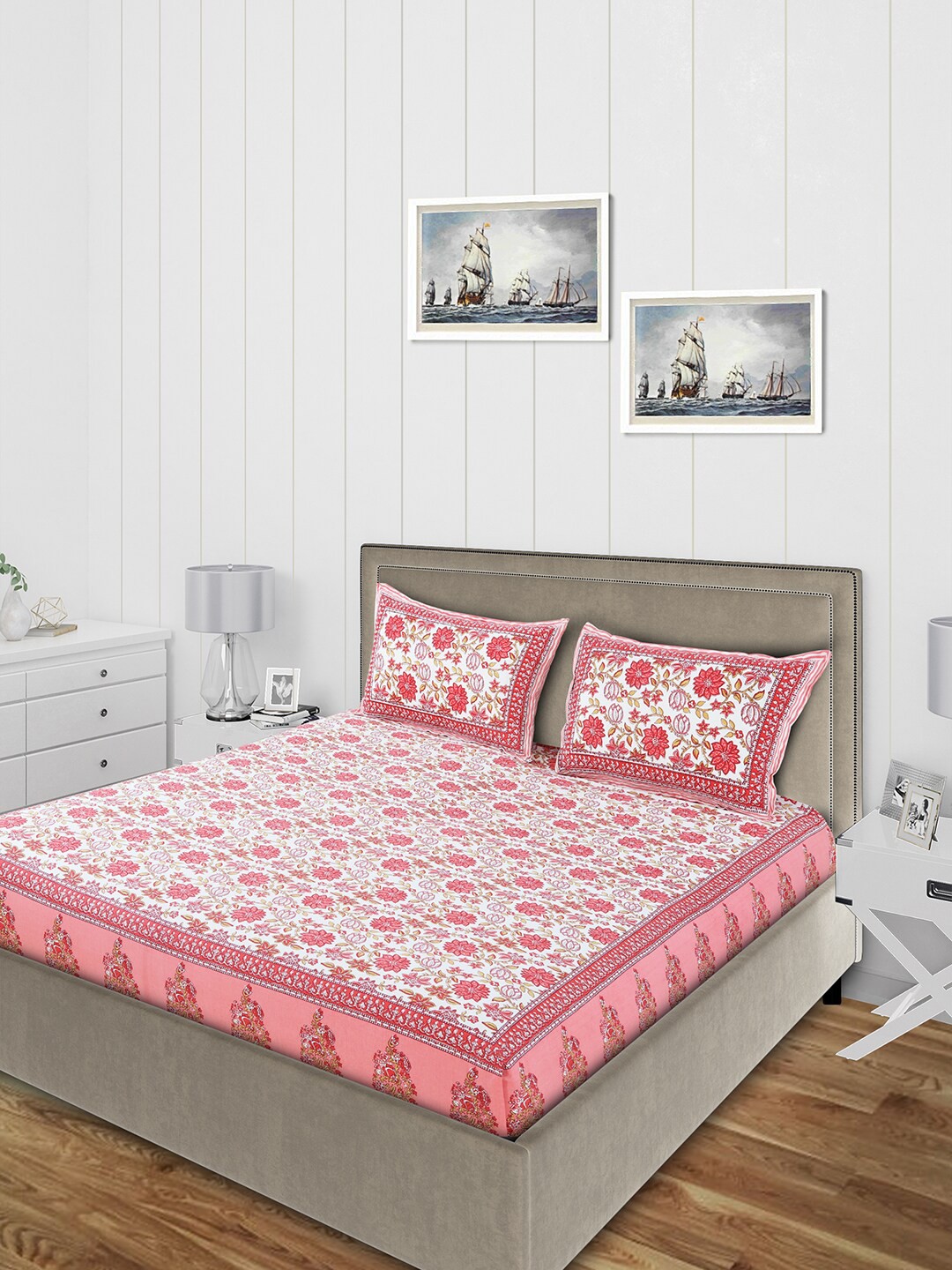 

Salona Bichona White & Red Ethnic Motifs Printed 120 TC Cotton Double Queen Bedsheet With 2 Pillow Covers