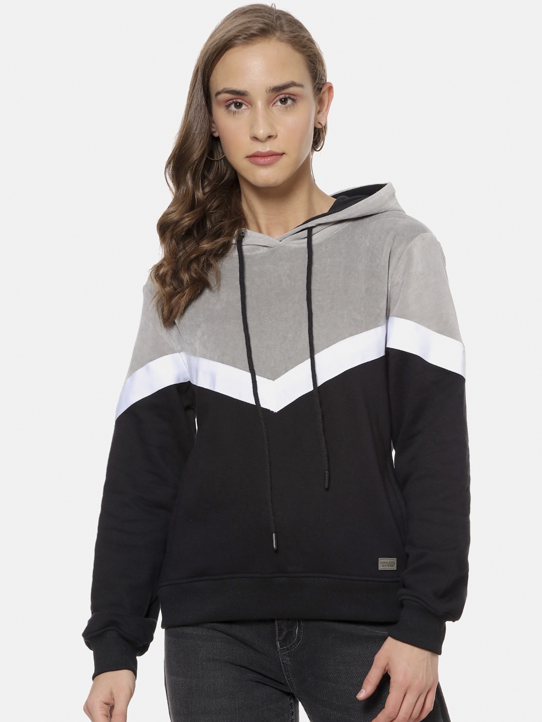 

Campus Sutra Women Grey & Black Colourblocked Sweatshirt