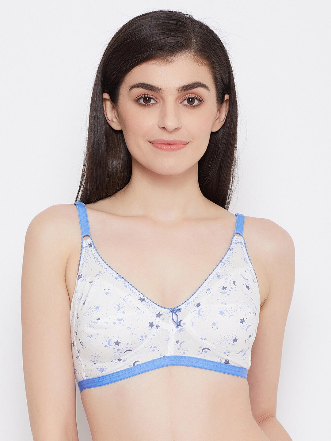 

Clovia Women White & Blue Printed Non-Padded Non-Wired Everyday Bra BR0185N18
