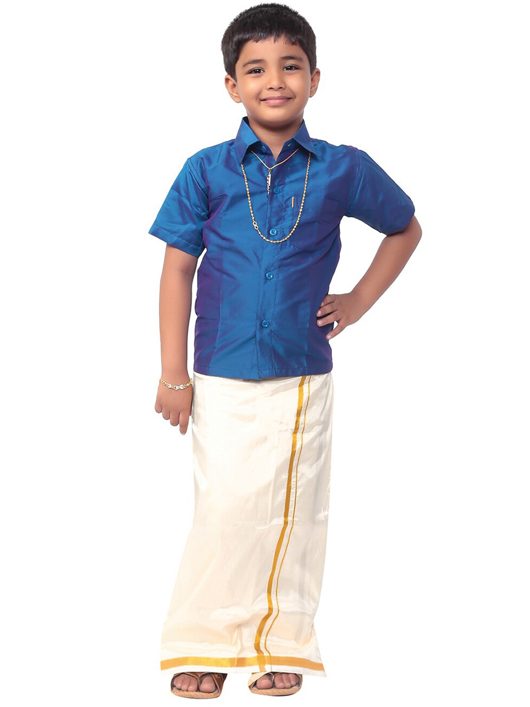 

Thangamagan Boys Blue & Off-White Solid Shirt and Veshti