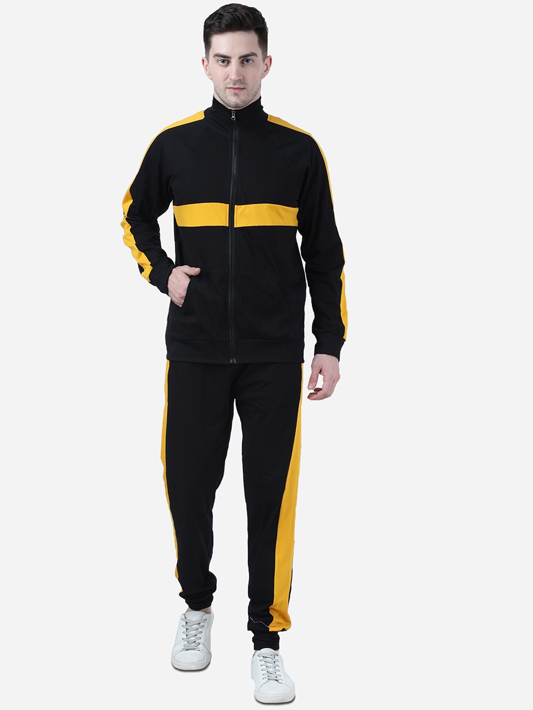 

CHROME & CORAL Men Black & Yellow Colourblocked Track Suit