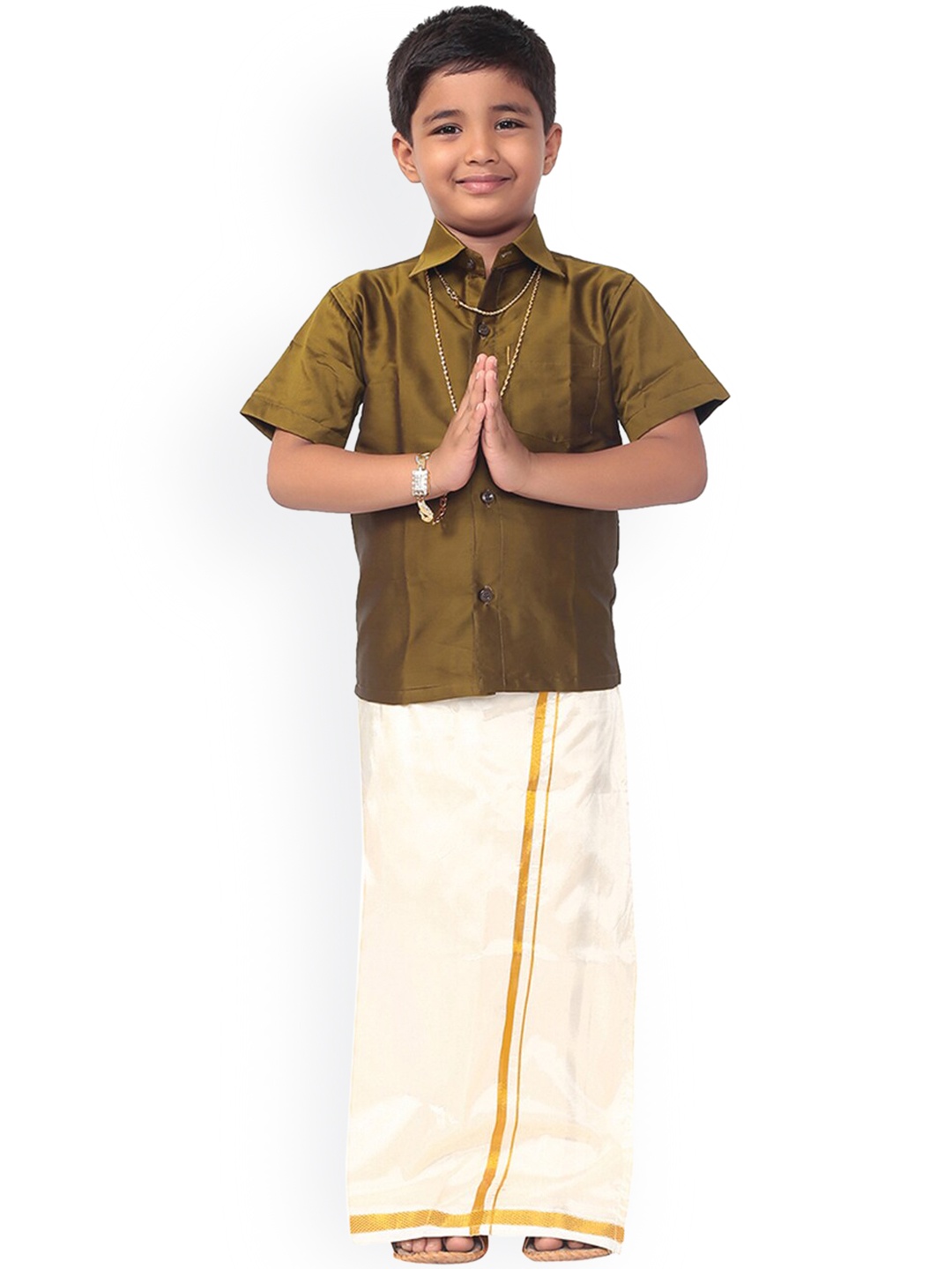 

Thala-thalapathy Boys Green & Off-White Solid Shirt with Veshti & Towel With Gift Set