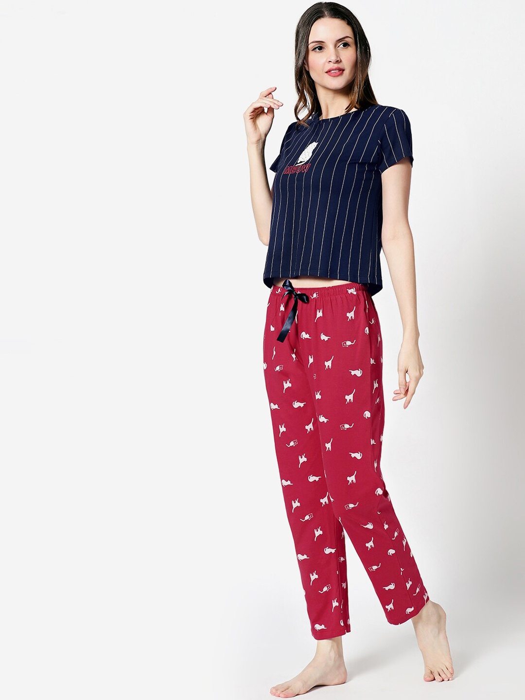 

Zeyo Women Navy Blue & Red Striped Night suit