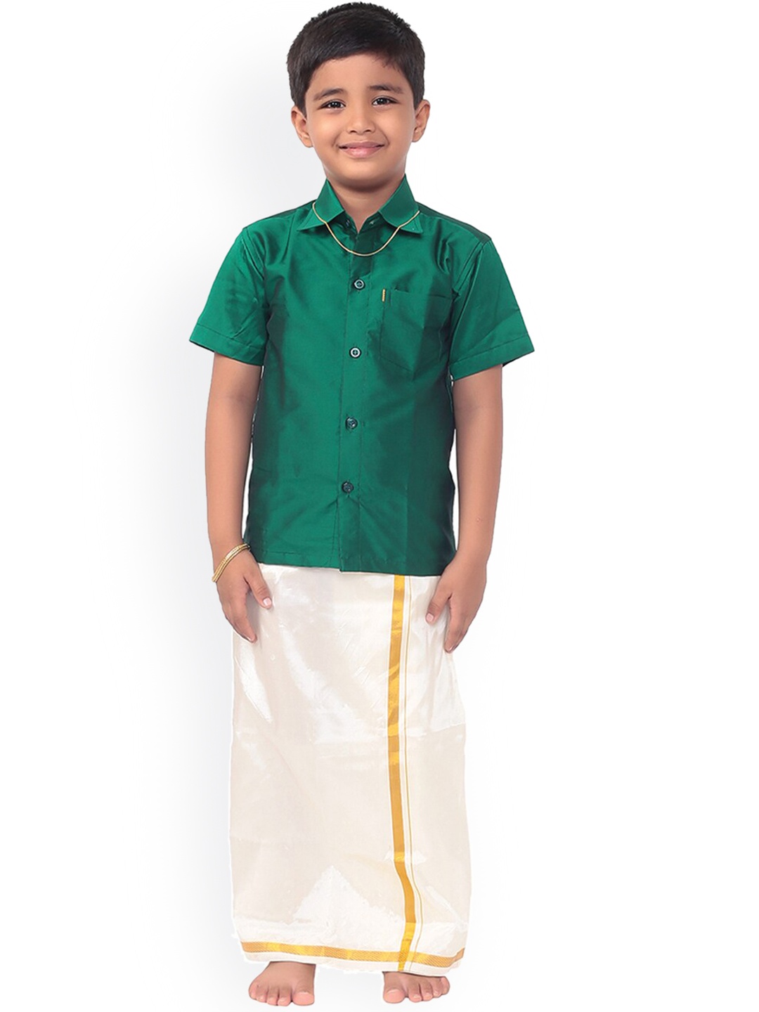 Thangamagan Boys Green & Off-White Solid Shirt and Veshti