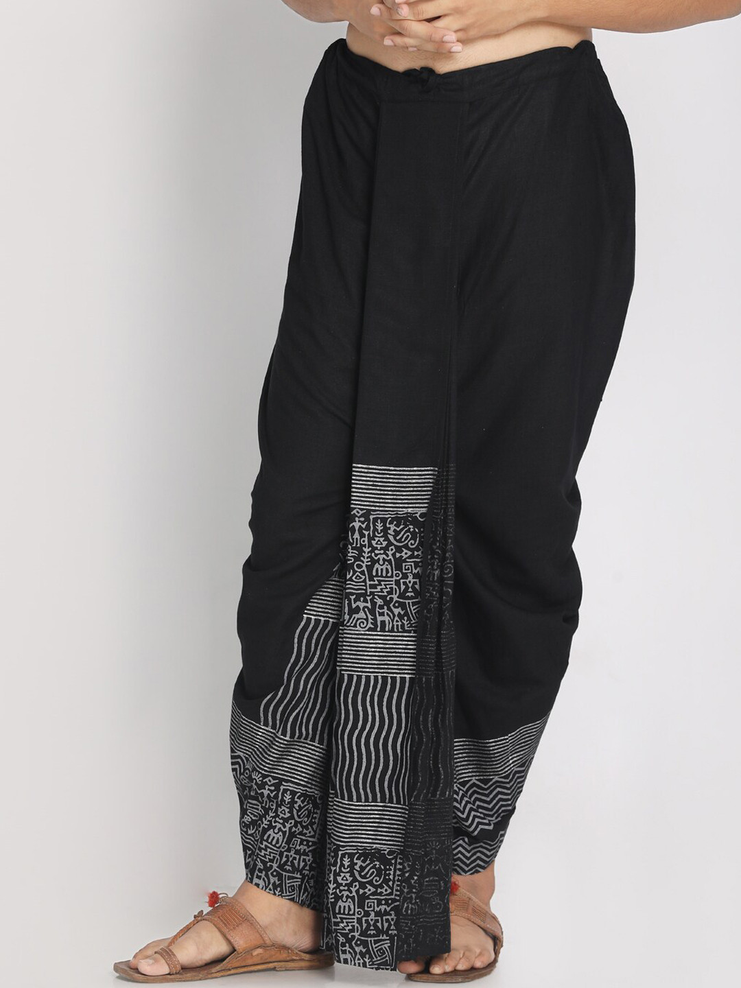 

Nakshi Men Black Hand Block Printed Stitched Dhoti