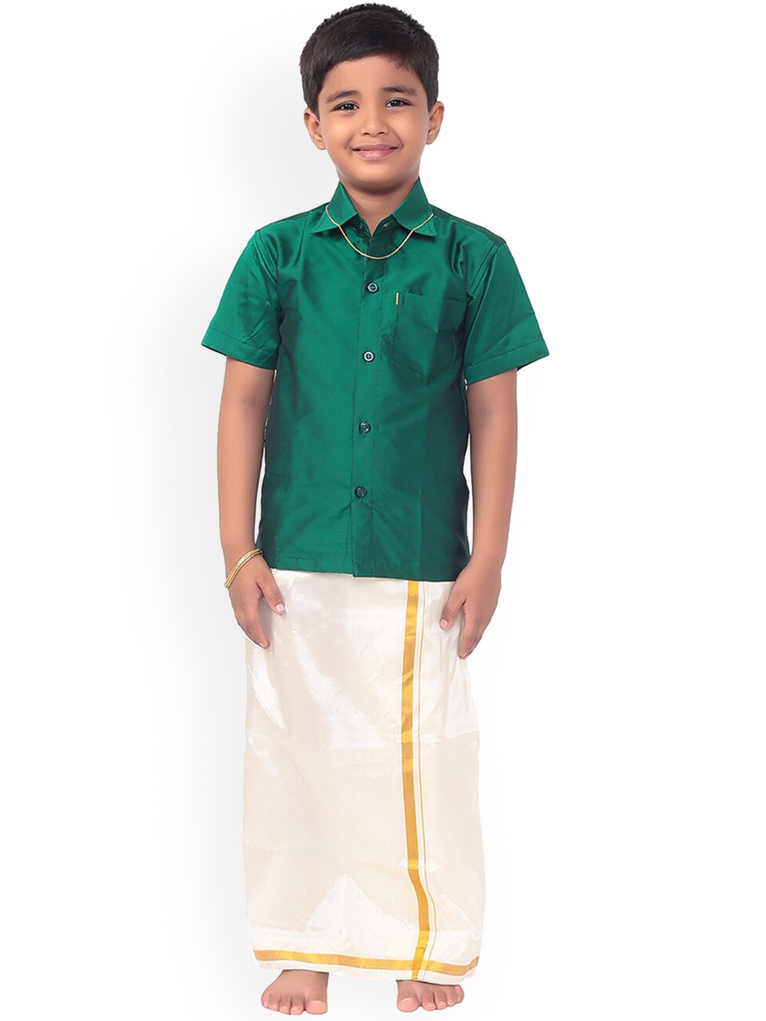 

Thala-thalapathy Boys Green & Cream-Coloured Solid Shirt and Veshti With Gift