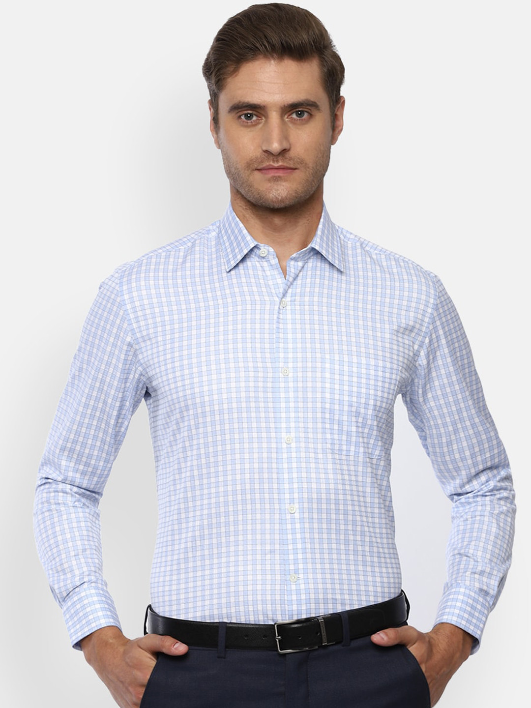 

Luxure by Louis Philippe Men Blue Regular Fit Checked Casual Shirt