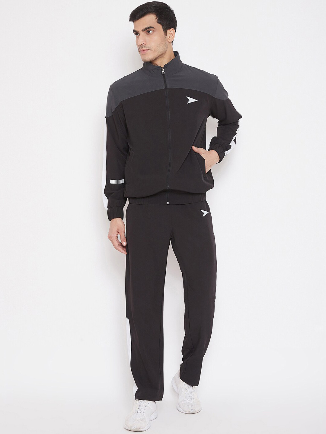 

Sportigoo Men Black & Grey Colourblocked Tracksuit
