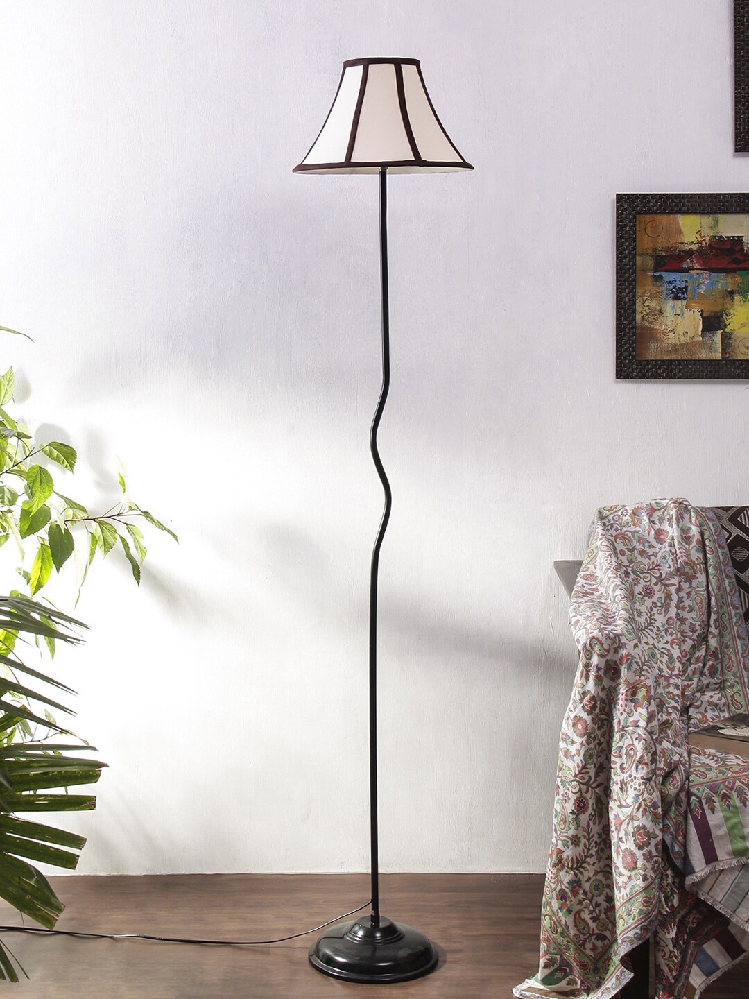 

Devansh Off-White & Black Solid Contemporary Club Lamp
