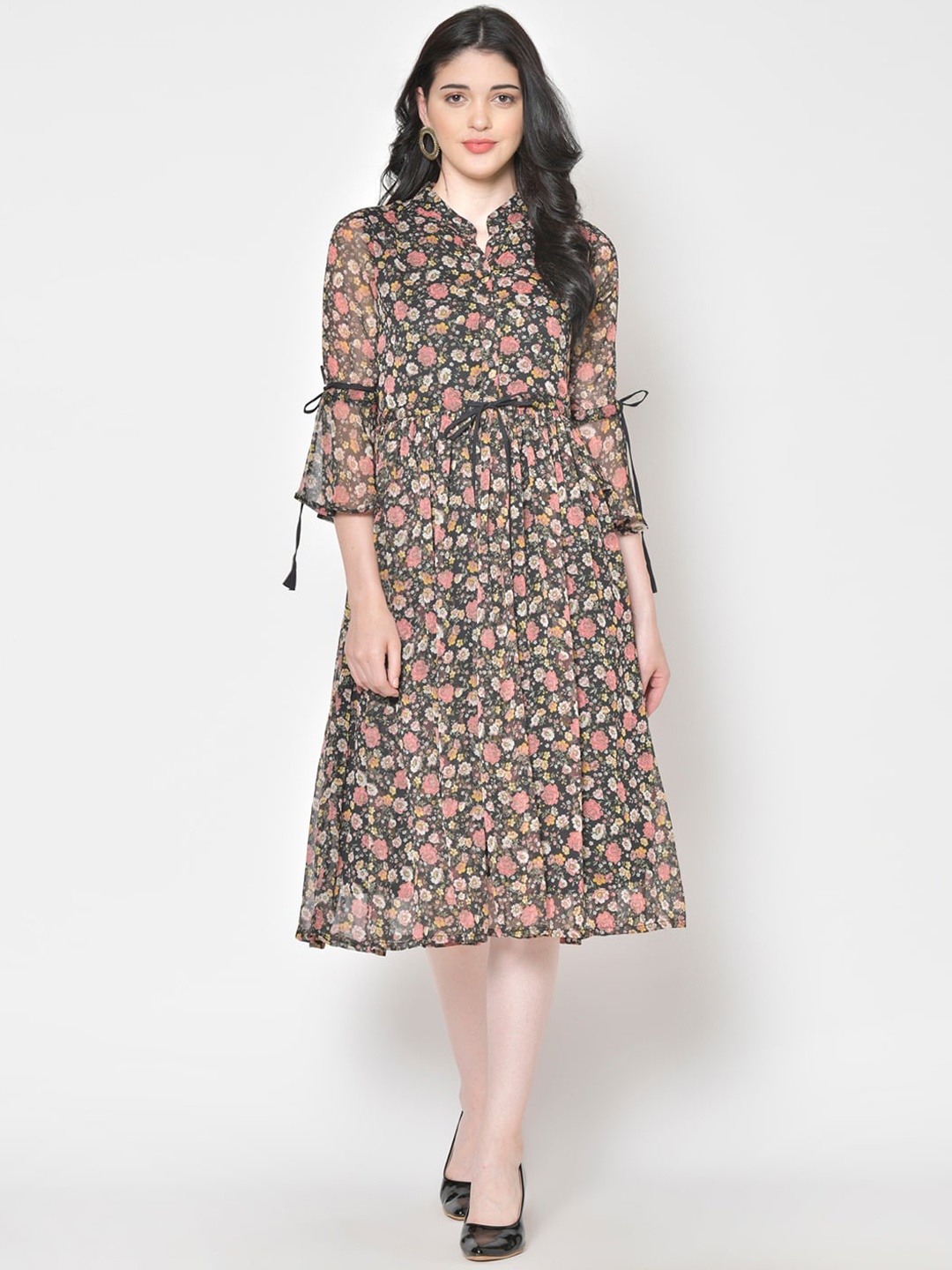 

Cation Women Black & Pink Floral Printed Shirt Dress
