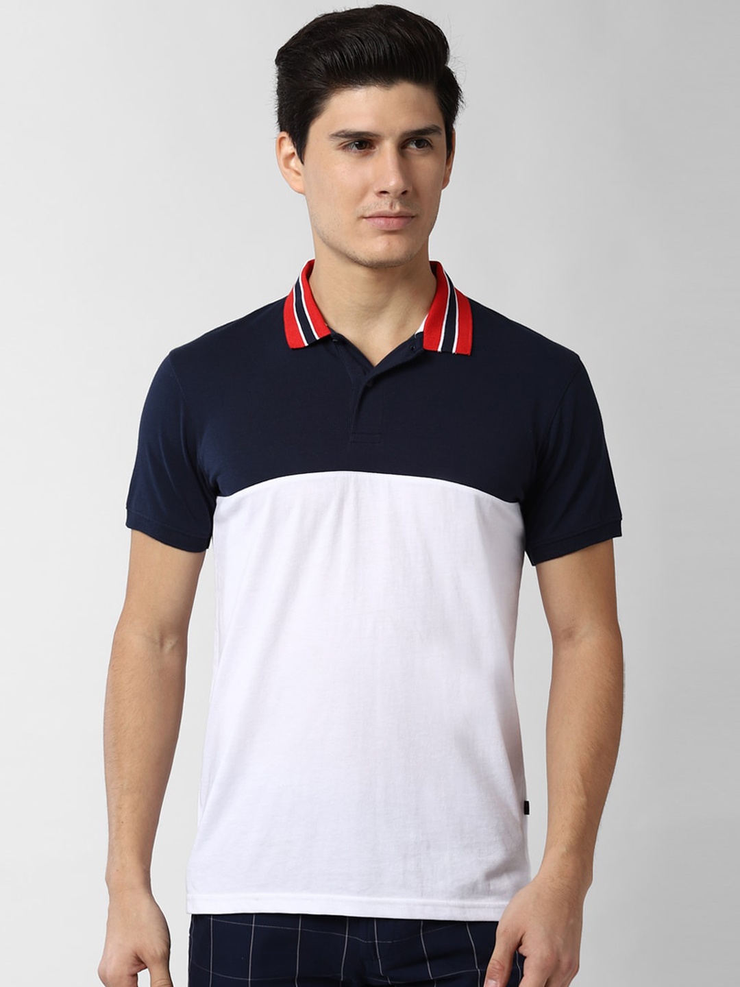 

Peter England Casuals Men White & Navy Blue Colourblocked Polo Collar T-shirt