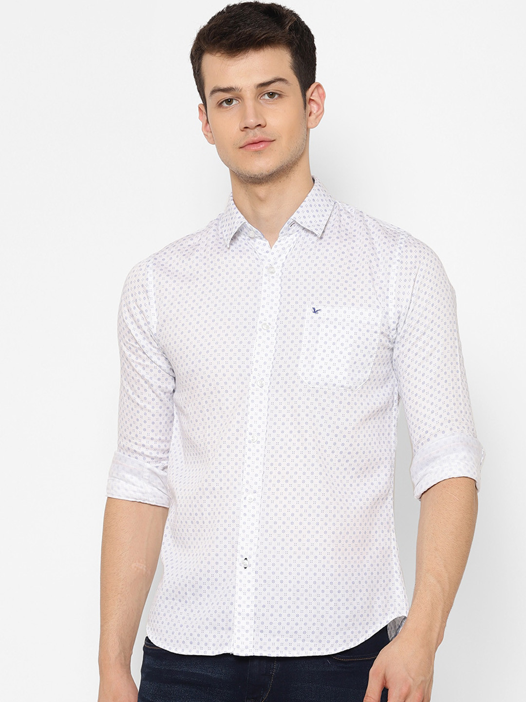 

cape canary Men White & Blue Regular Fit Printed Cotton Casual Shirt
