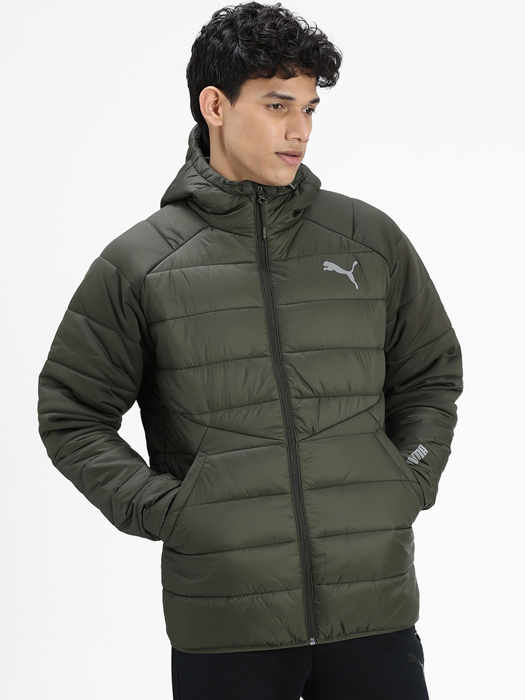 

Puma Men Green Solid Padded Jacket