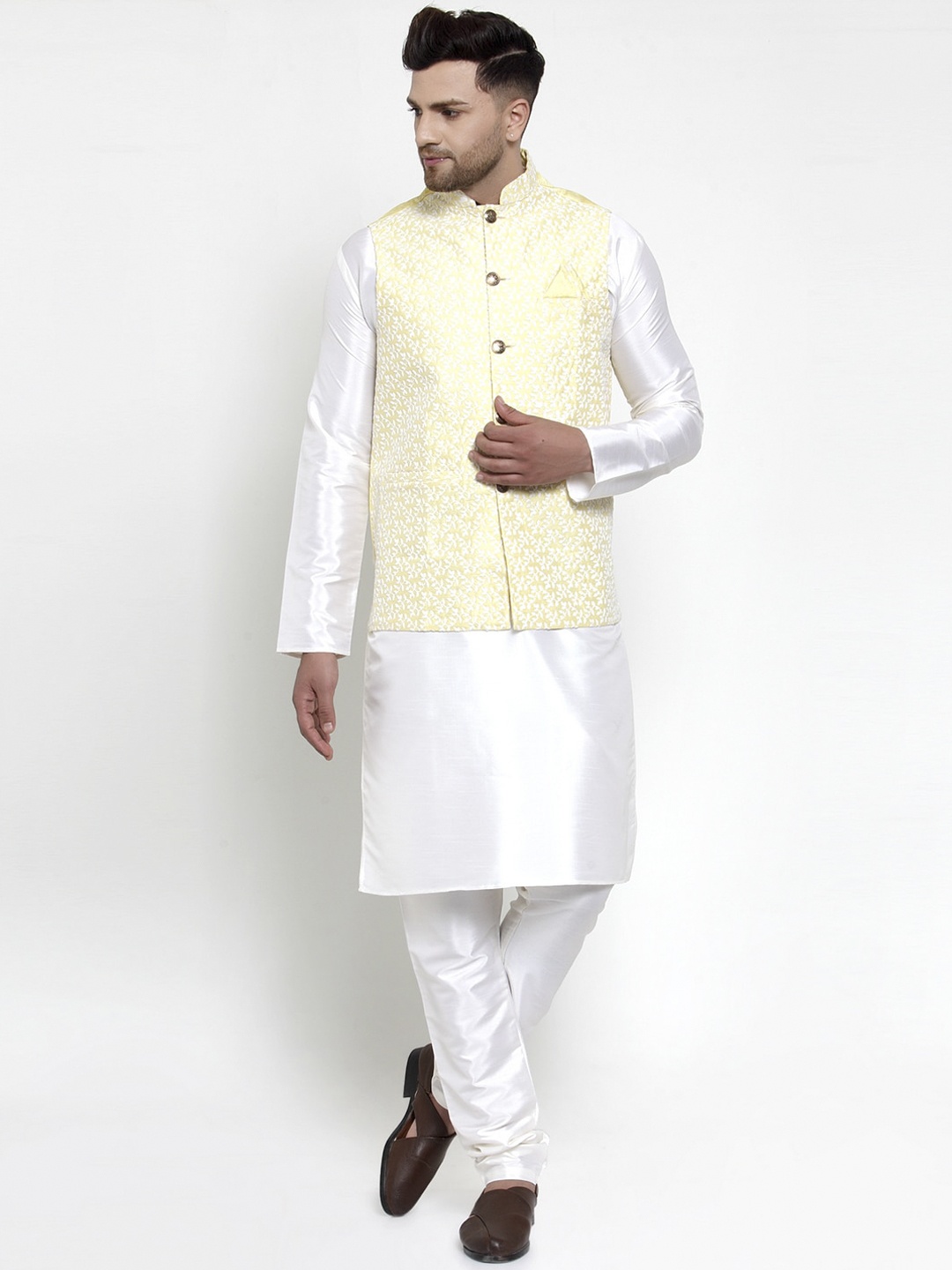

Jompers Men White Solid Kurta Set with Nehru Jacket