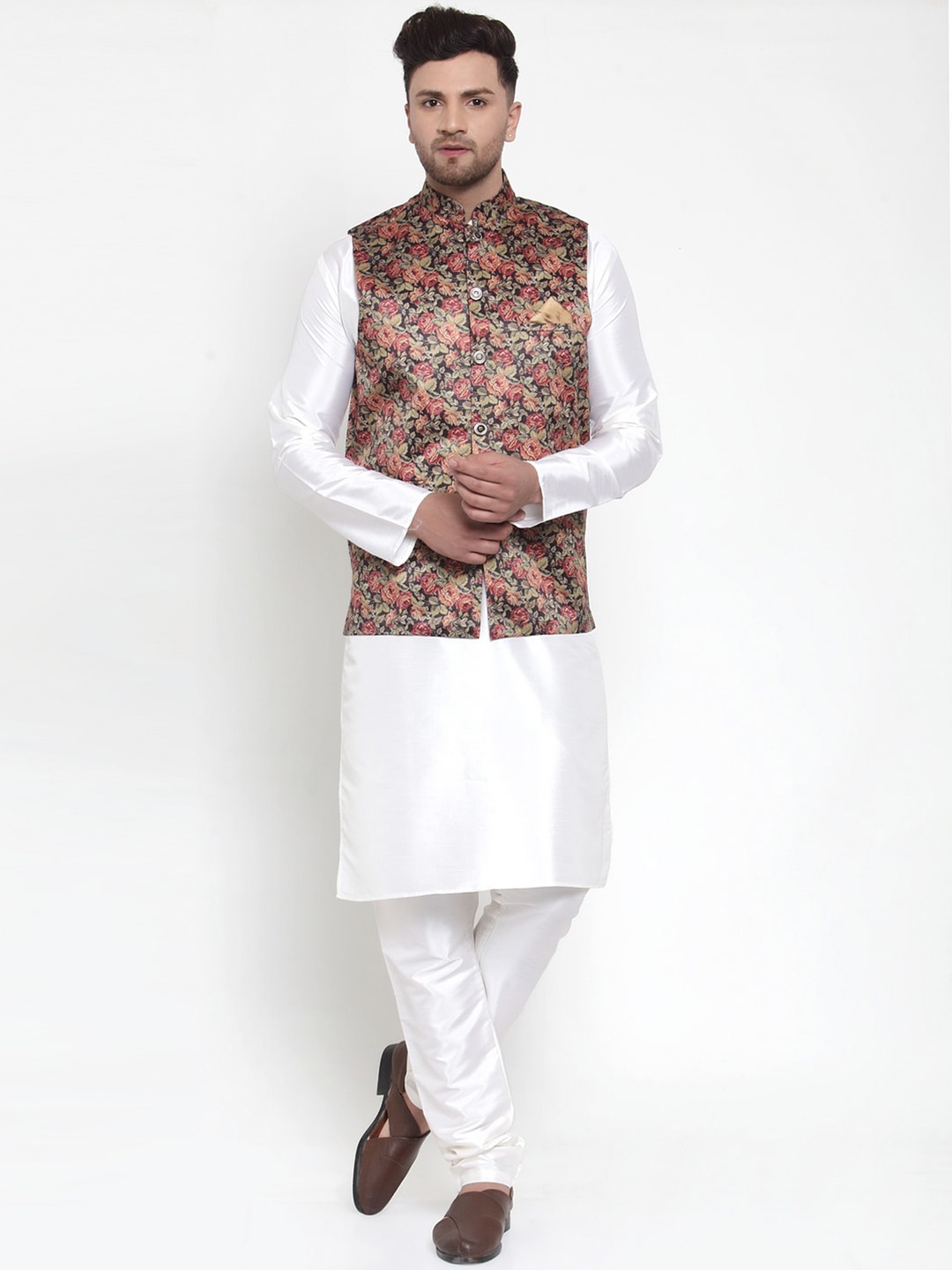

Jompers Men White & Grey Solid Kurta with Pyjamas & Nehru Jacket