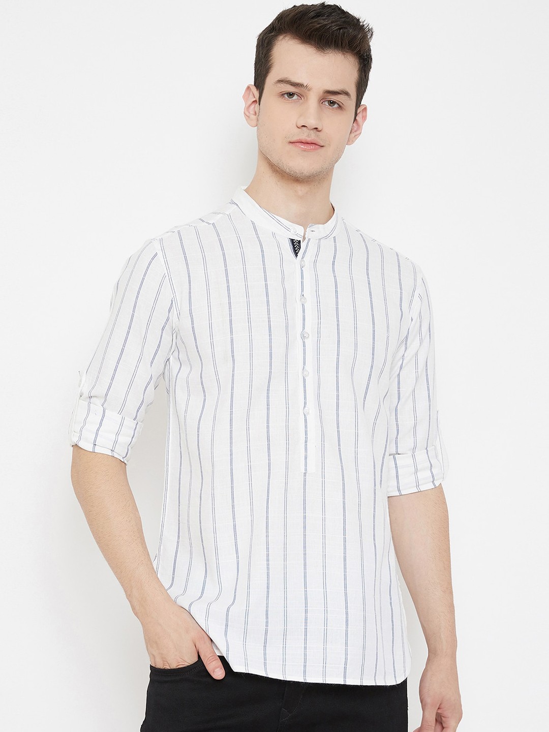 

even Men White & Blue Striped Straight Kurta
