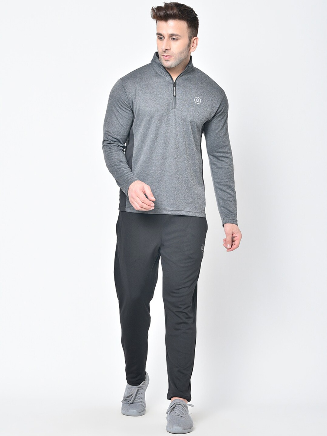 

Chkokko Men Grey & Black Solid Track Suit