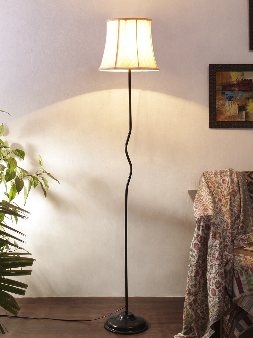 

Devansh Cream-Coloured Solid Iron Novelty Lamp