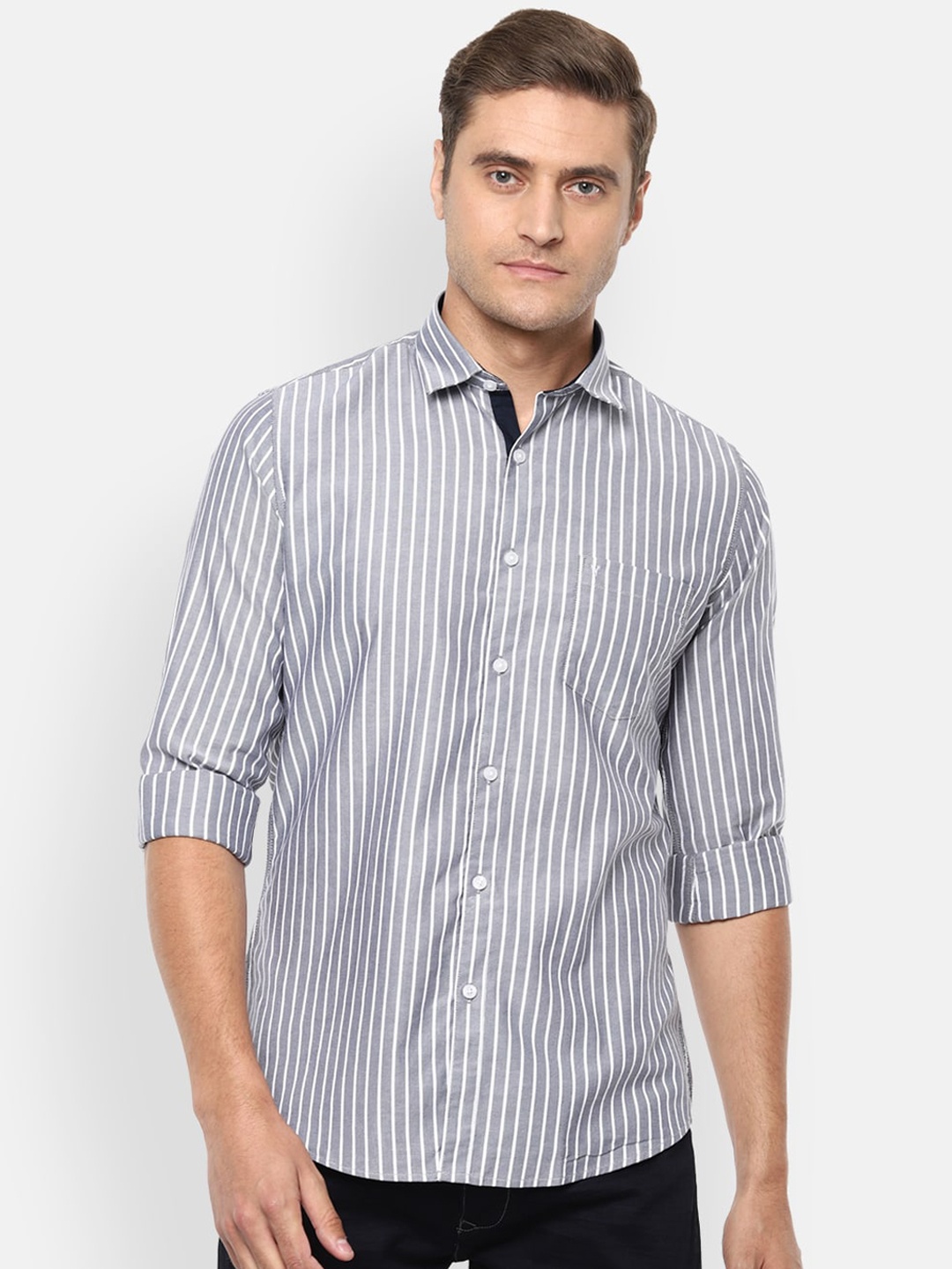 

Van Heusen Sport Men Grey Slim Fit Striped Casual Shirt