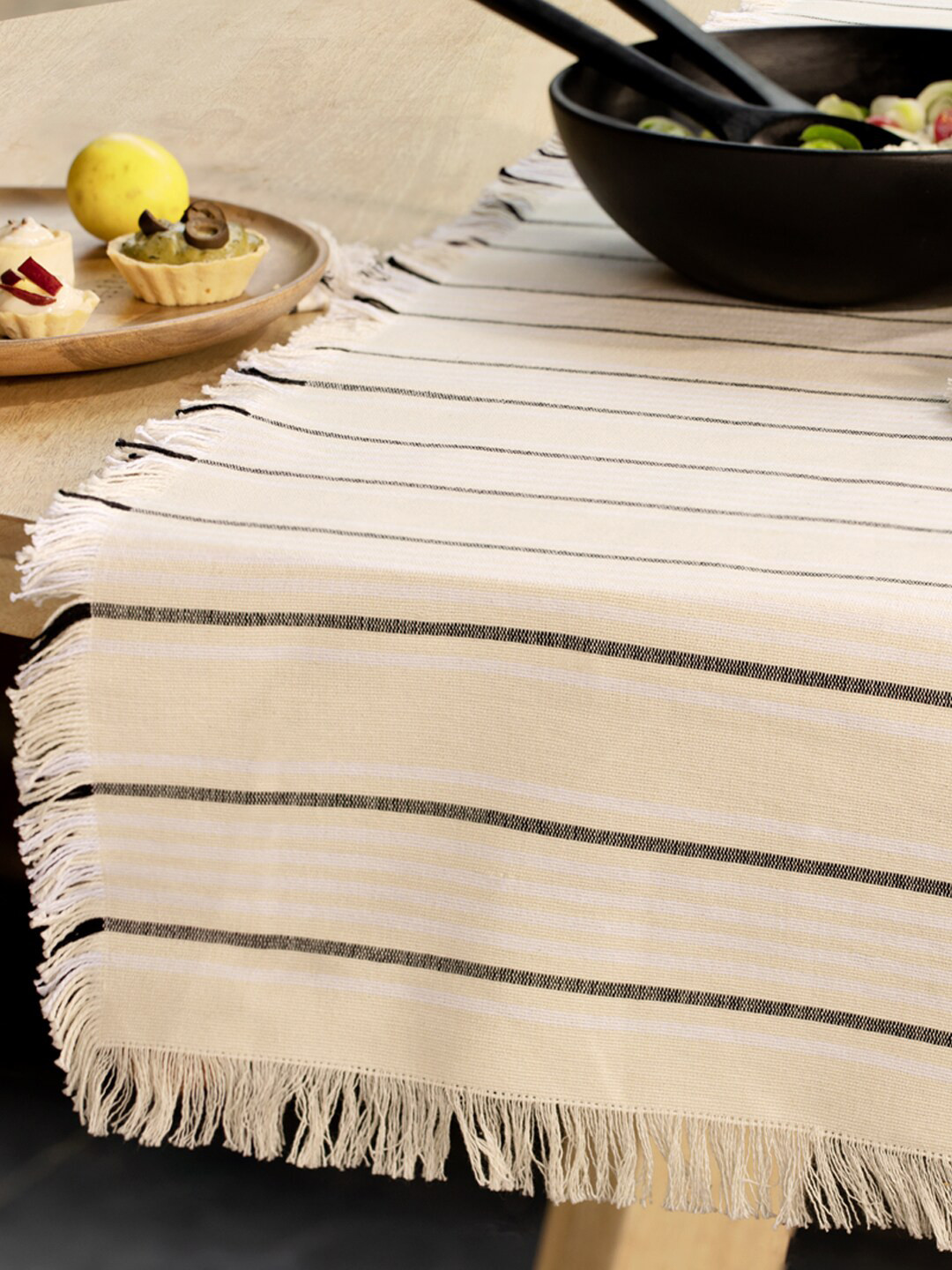 

ellementry Off White Striped Table Runner