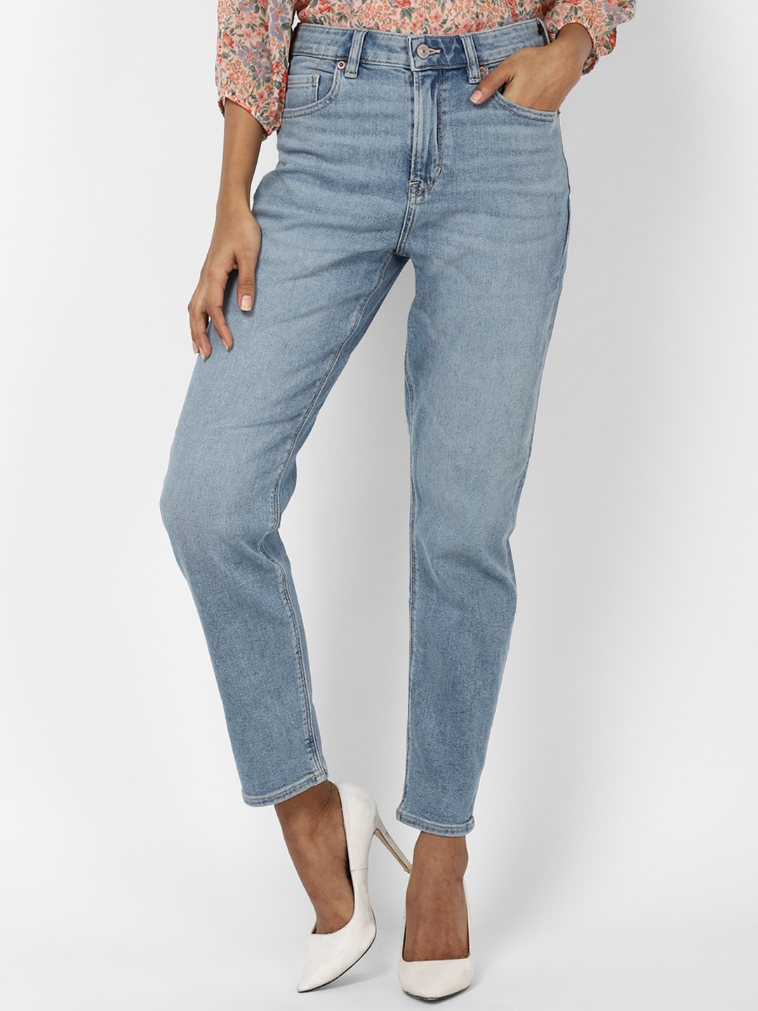 

AMERICAN EAGLE OUTFITTERS Women Blue Regular Fit Jeans