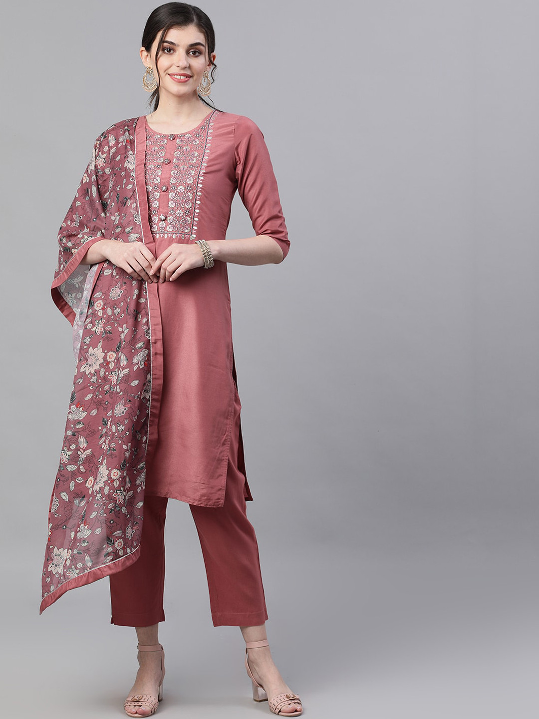 

Ishin Women Mauve & White Yoke Design Kurta with Trousers & Dupatta