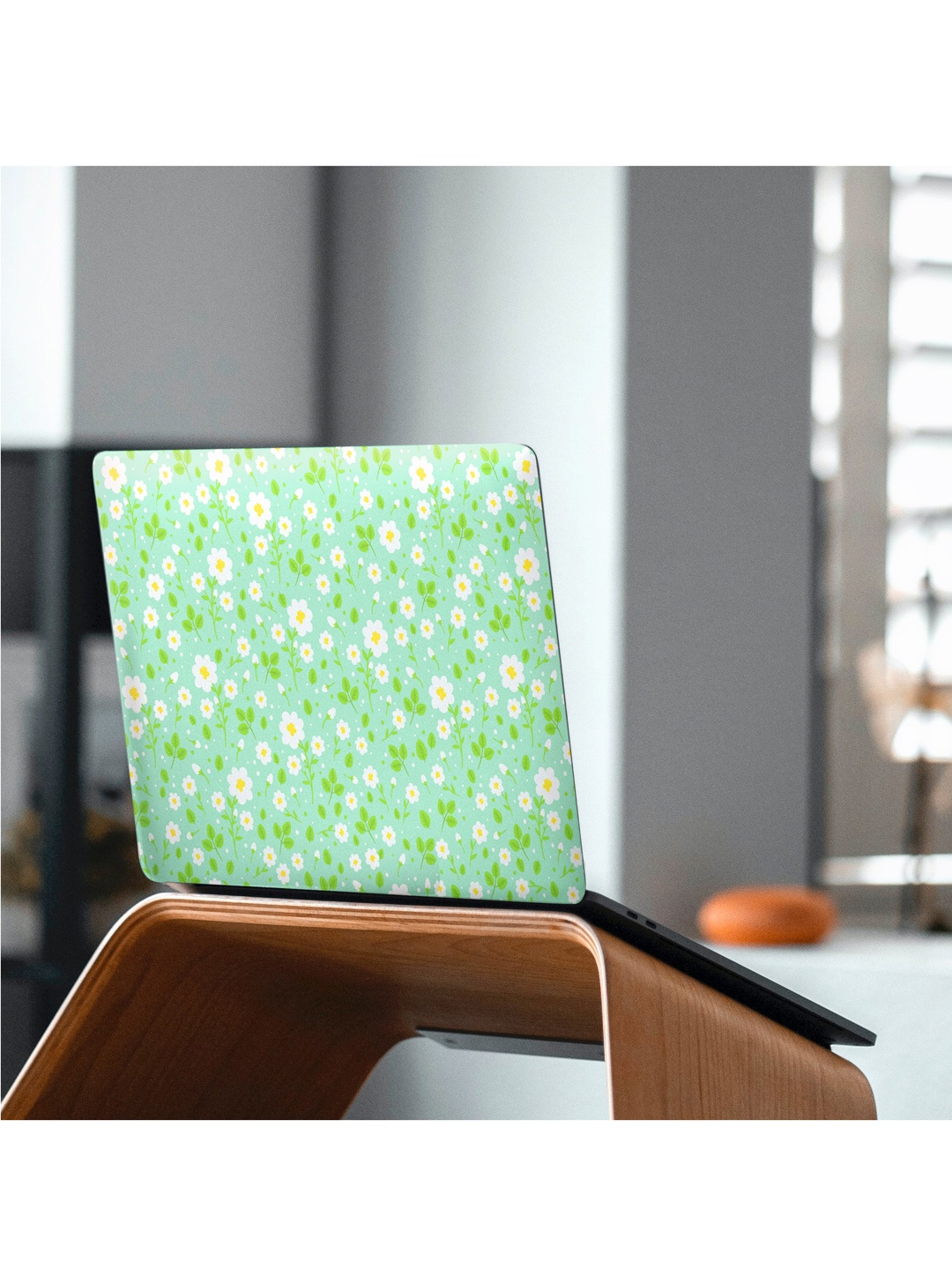 

happywagon Unisex Green & White Printed 16 Inch Laptop Skin