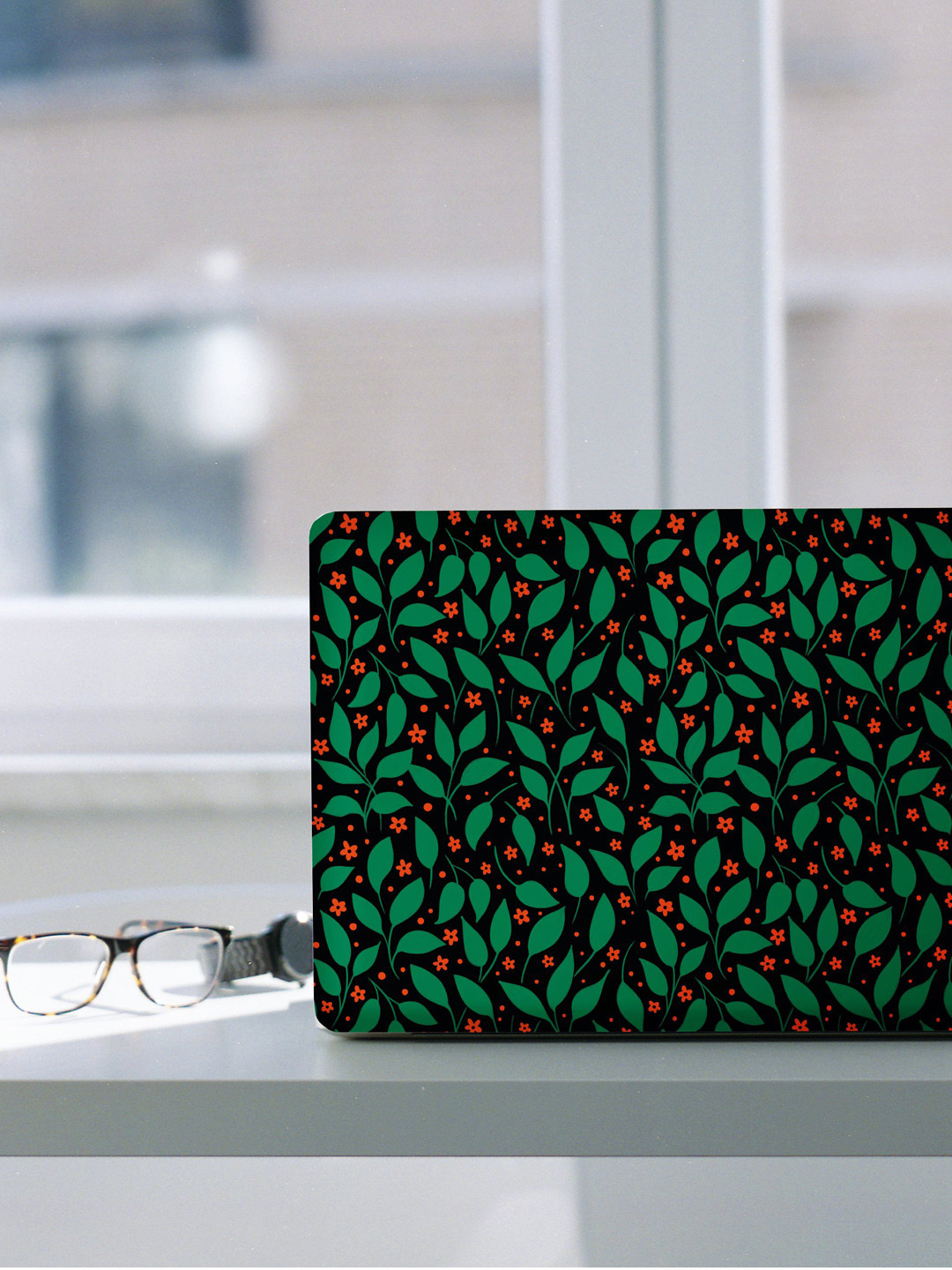 

happywagon Unisex Black & Green Printed Laptop Sleeve