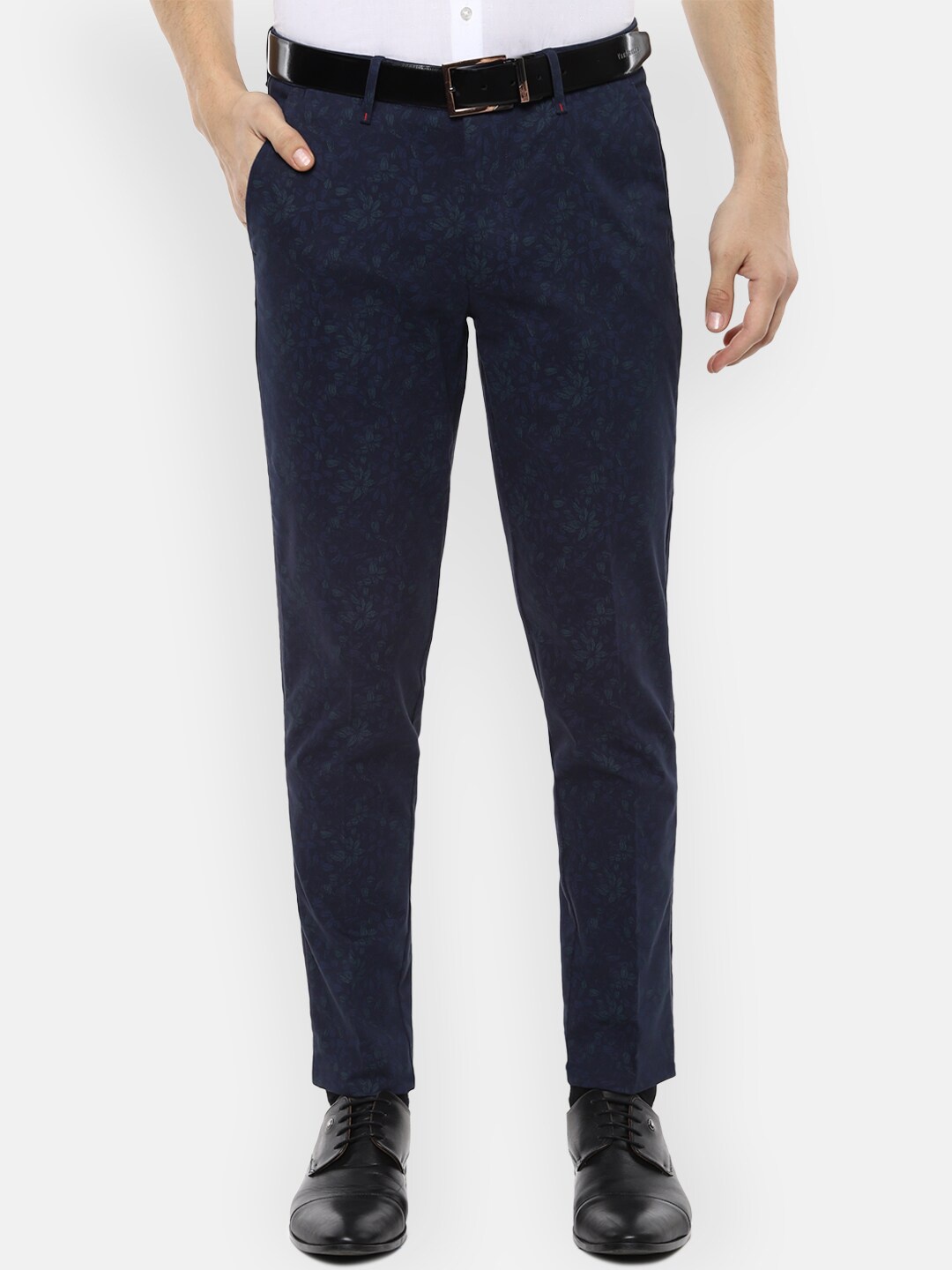 

V Dot Men Navy Blue Slim Fit Printed Regular Trousers