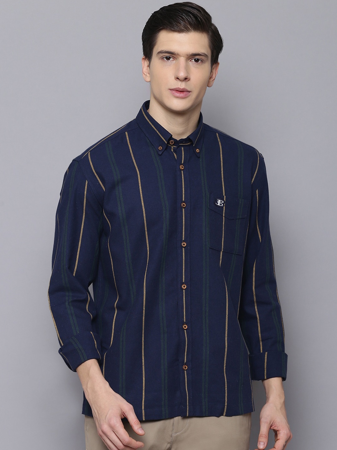 

BEN SHERMAN Men Navy Blue & Green Regular Fit Striped Casual Shirt