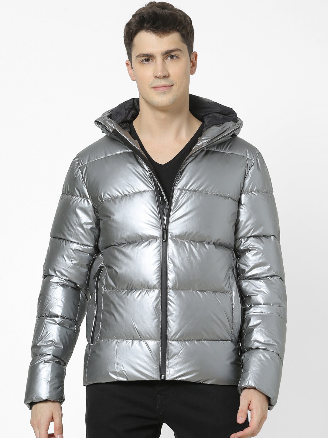 

Celio Men Grey Solid Hooded Puffer Jacket