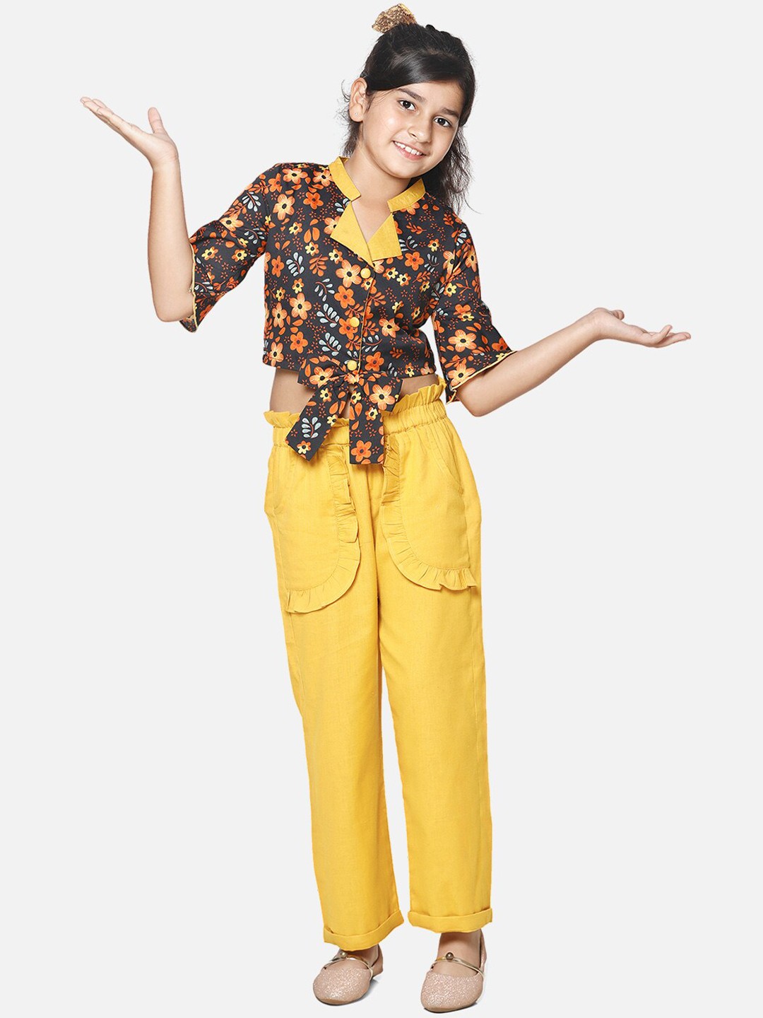 

Cutiekins Girls Black & Yellow Floral Printed Top with Palazzos