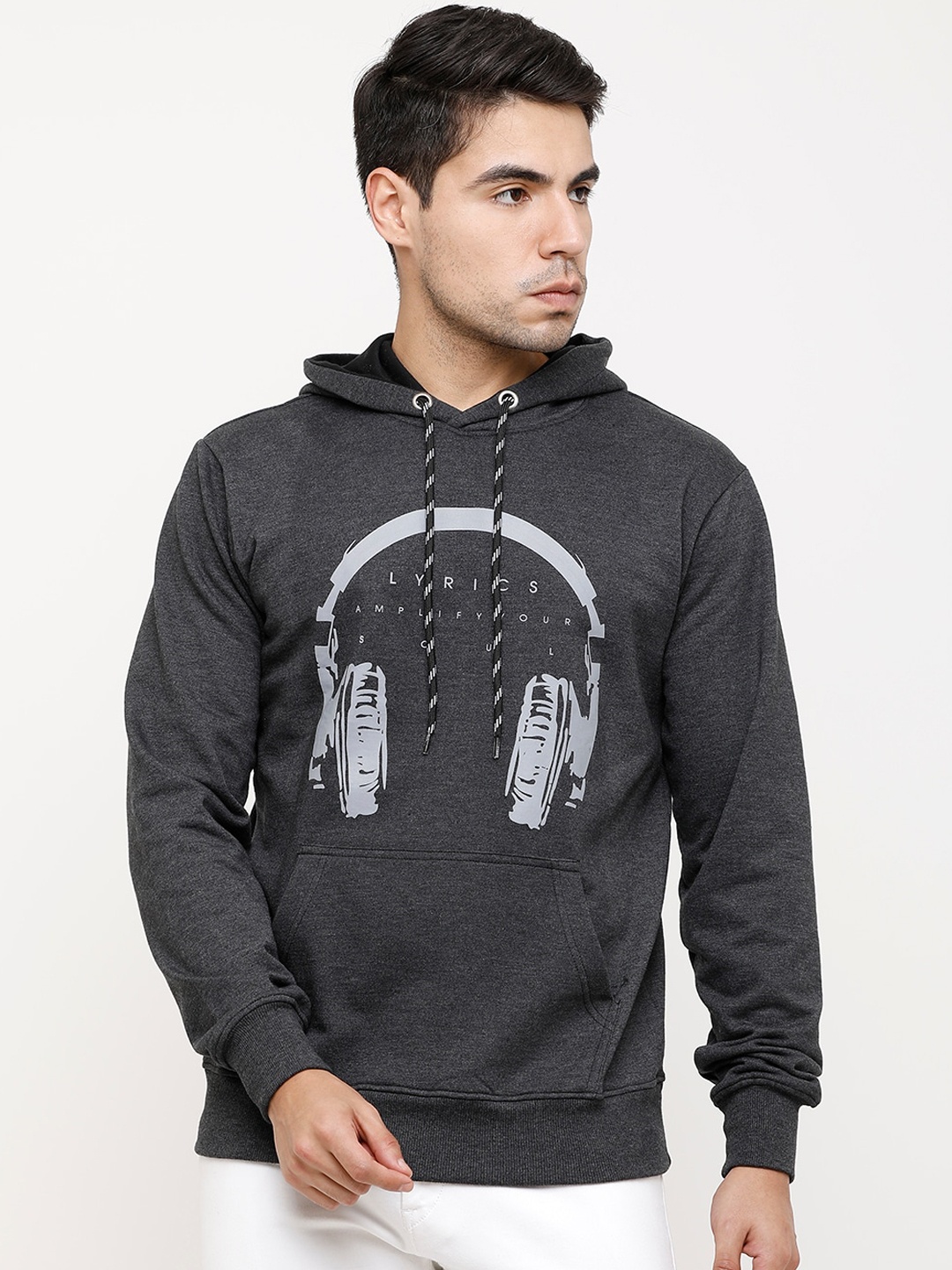 

MADSTO Men Charcoal Grey Printed Sweatshirt