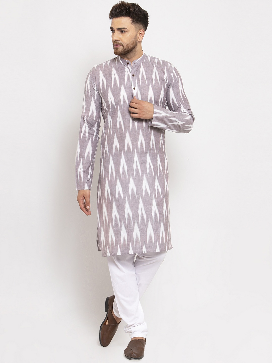 

Jompers Men Grey Printed Kurta with Pyjamas