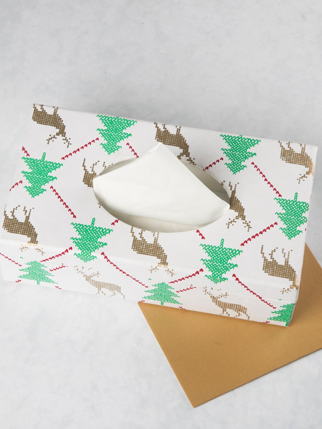 

Bigsmall White & Green Self Design Sustainable Christmas Tissue Box