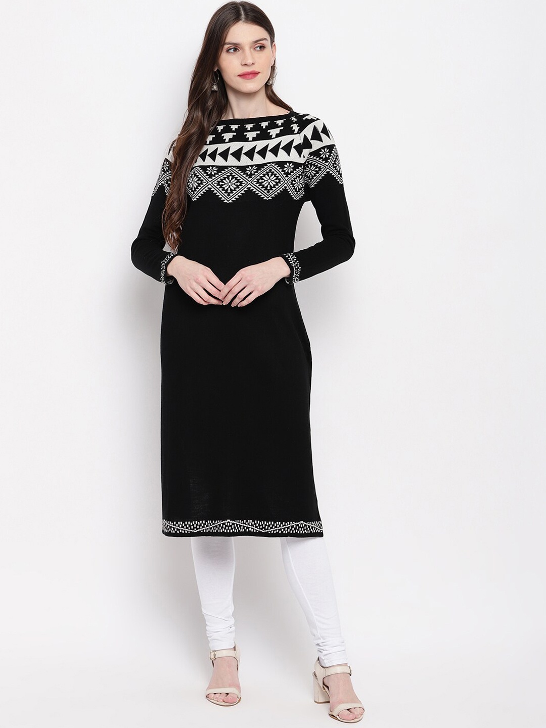 

Janasya Women Black & White Solid Straight Woollen Winter Kurta