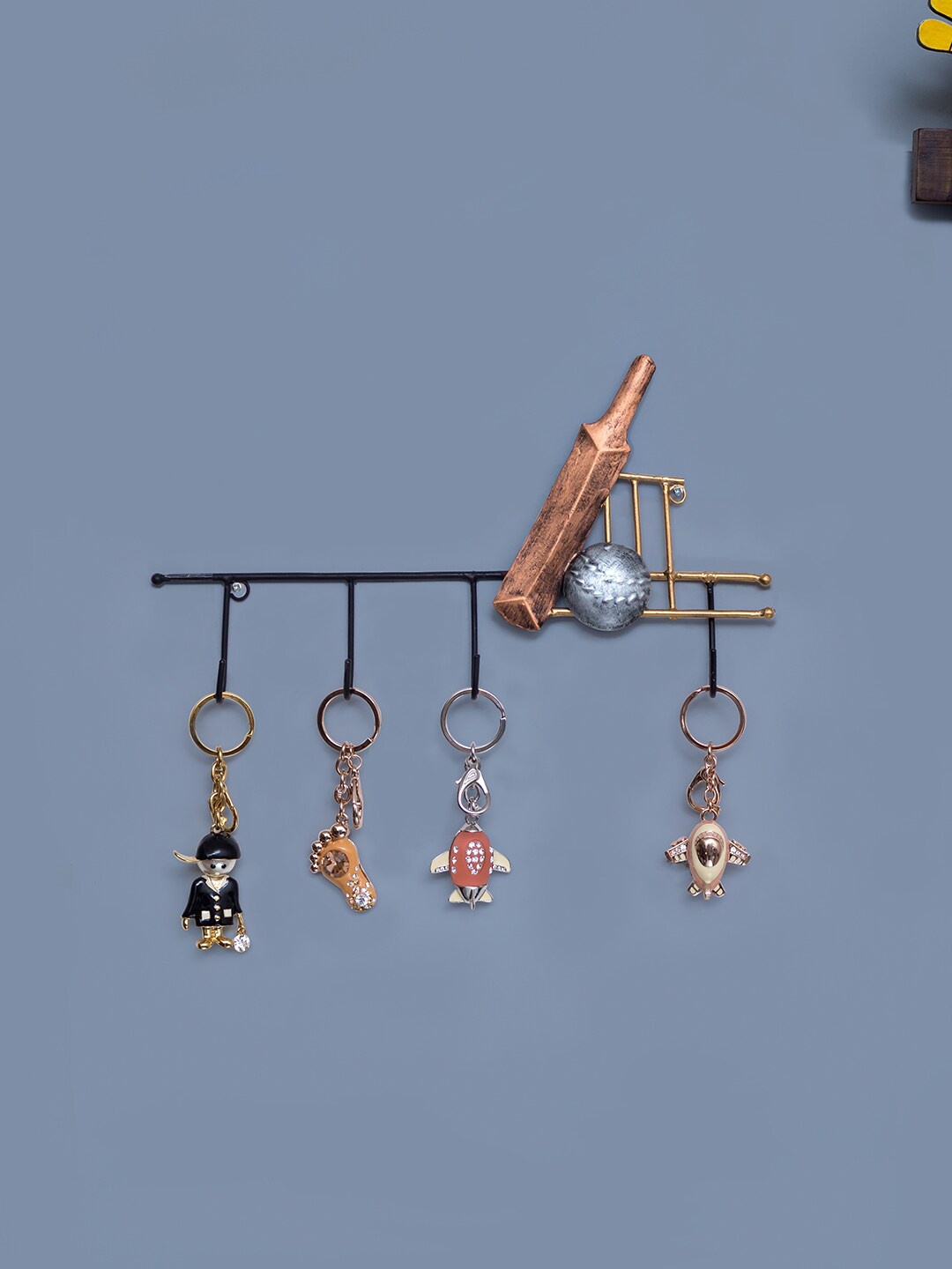 Golden Peacock Copper-Toned & Black Bat Ball Style Iron Wall Hanging Key Holder