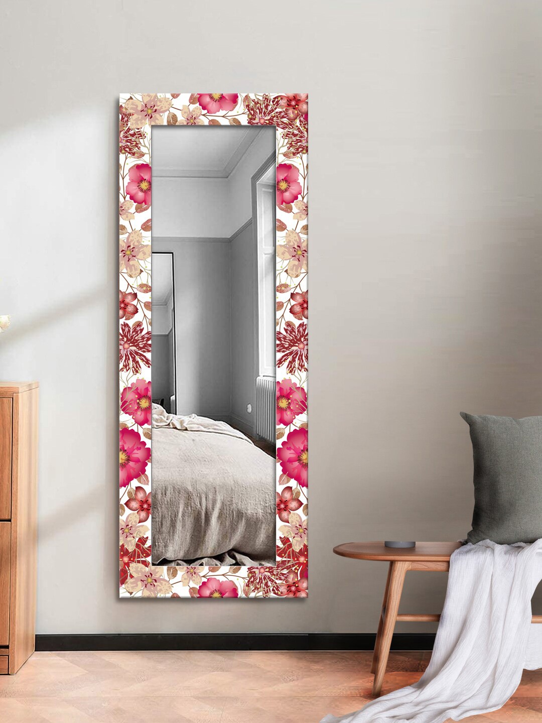 

999Store Red & Pink Printed Framed Wall Mirror