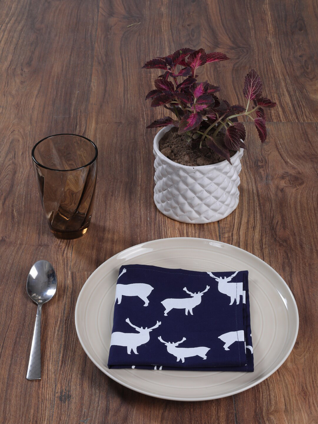 

My Gift Booth Navy Blue & White Set Of 6 Printed Table Napkins