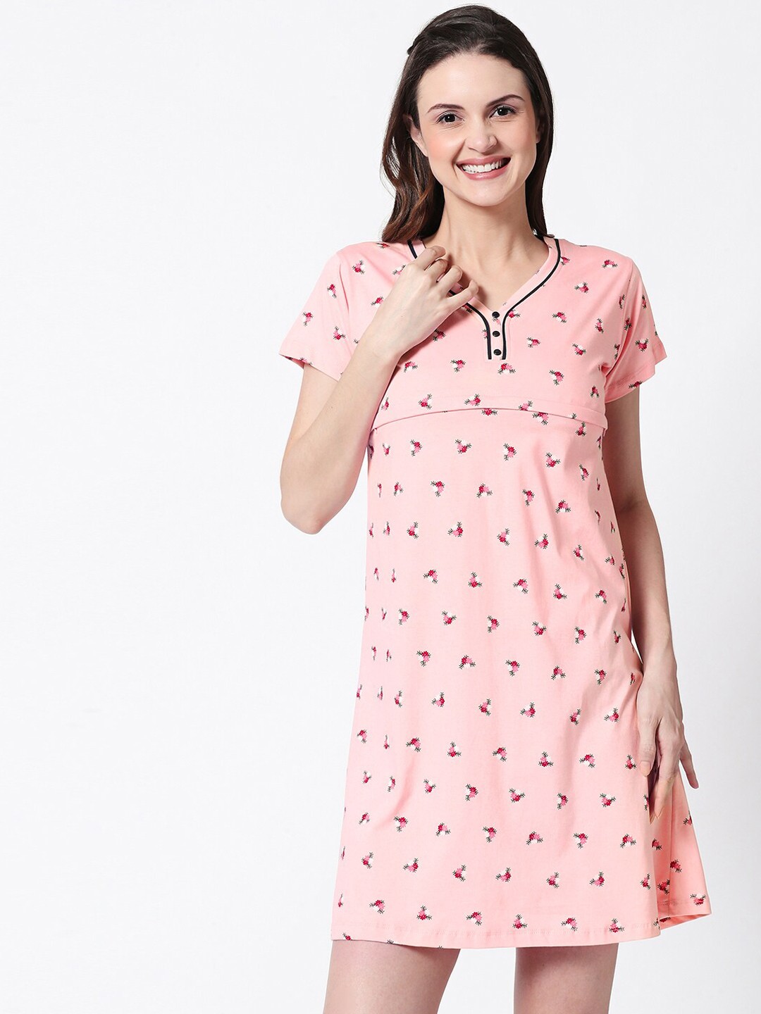 

Zeyo Women Pink & Red Printed Nursing & Feeding Nightdress