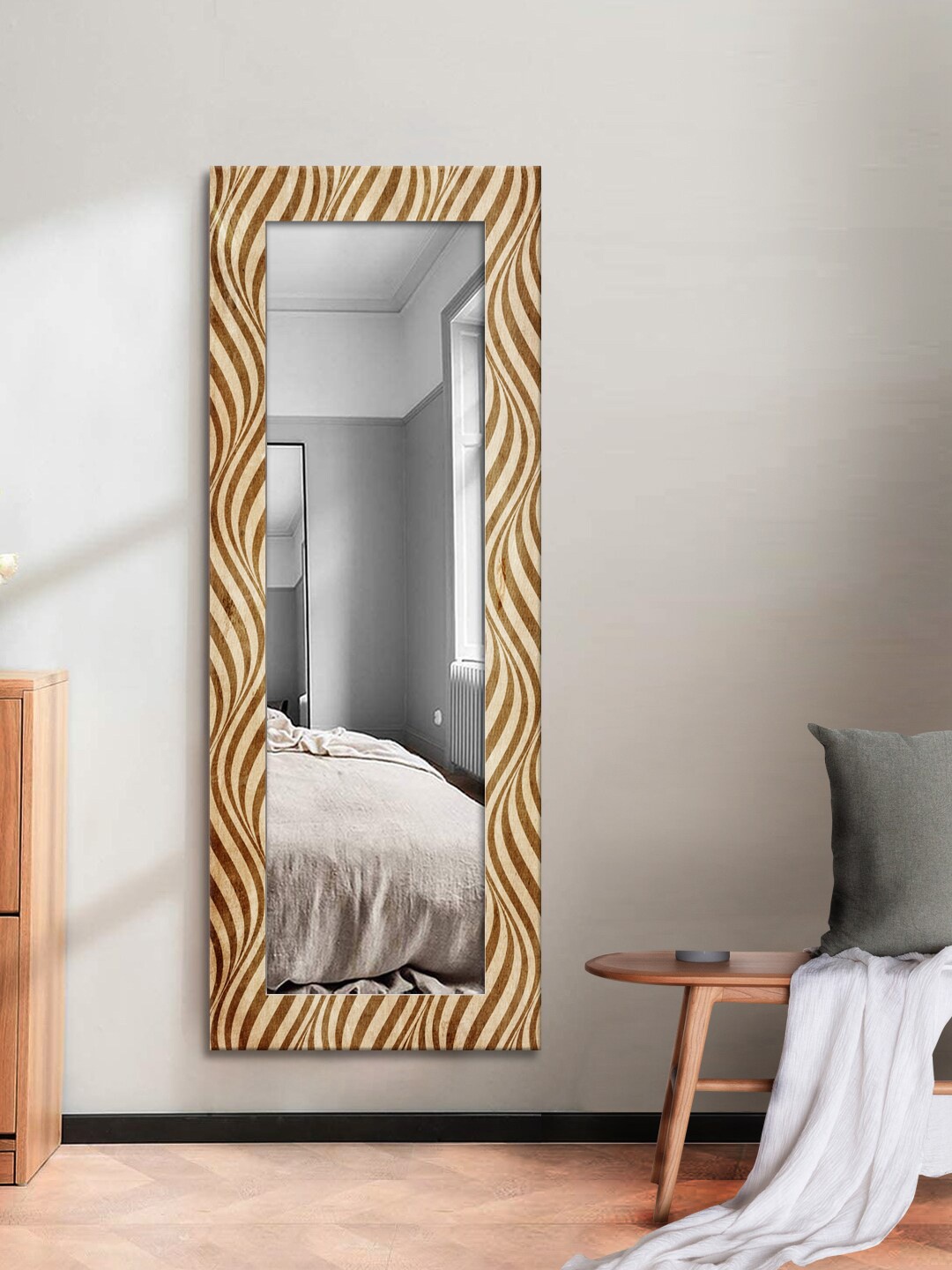 

999Store Gold-Toned & Beige Printed Wall Mirror