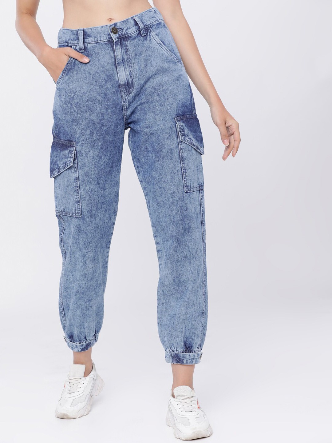 

Tokyo Talkies Women Blue Jogger Mid-Rise Clean Look Jeans