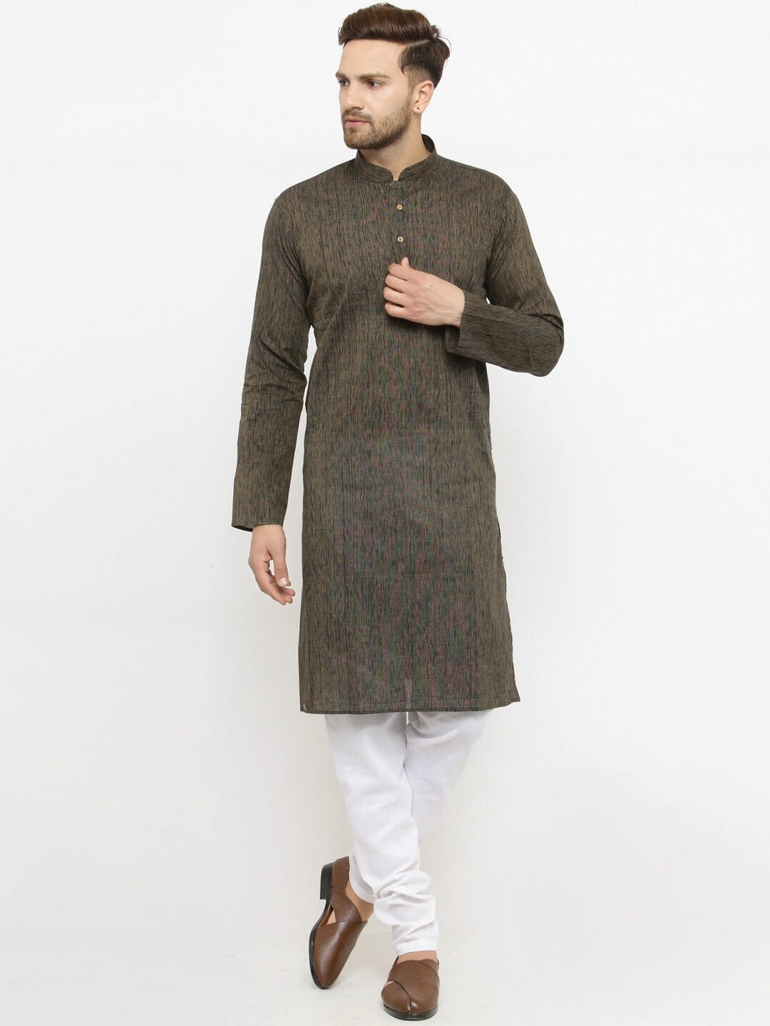 RG DESIGNERS Men Brown & White Self Design Kurta with Churidar