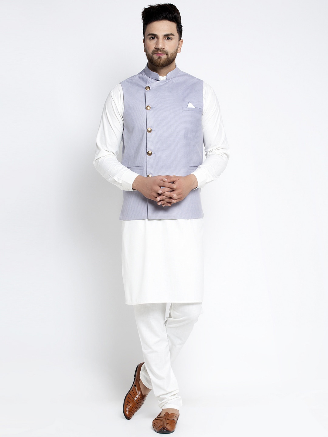

Jompers Men Blue & Off-White Solid Kurta with Churidar & Nehru Jacket