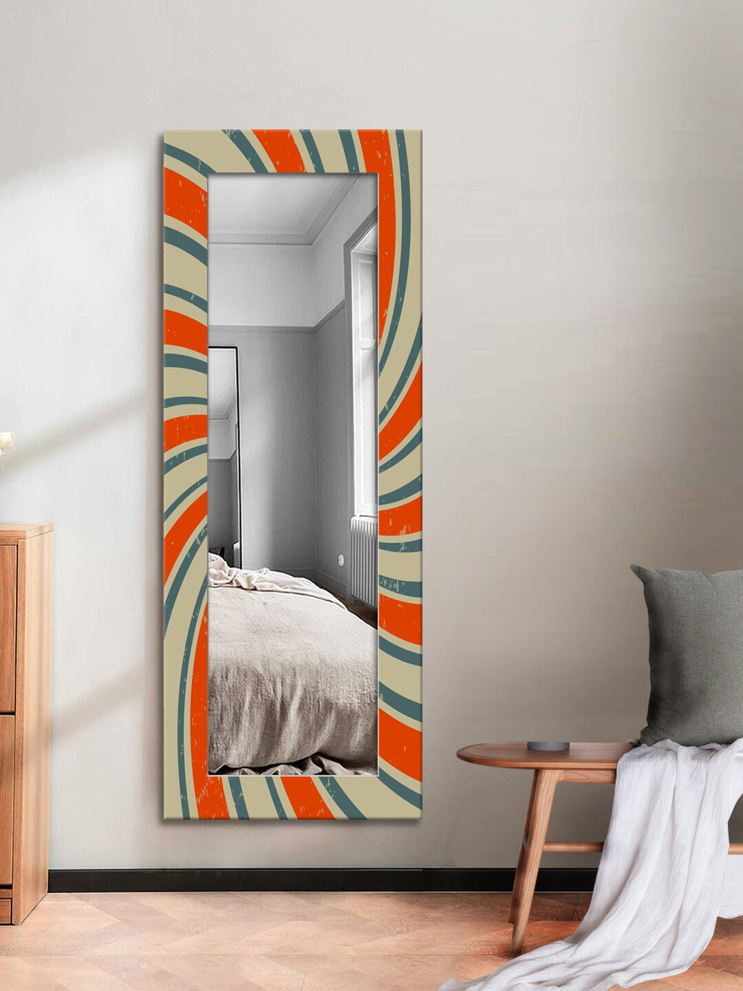 

999Store Red & Charcoal Grey Printed Wall Mirror