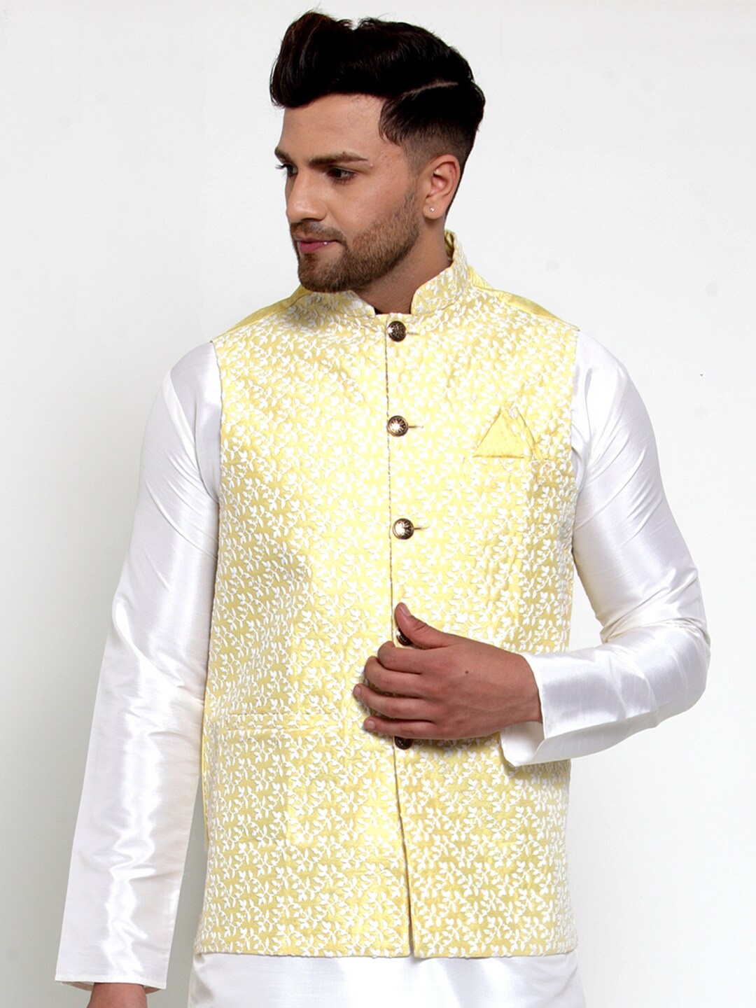 

Jompers Men Yellow & White Embroidered Nehru Jacket