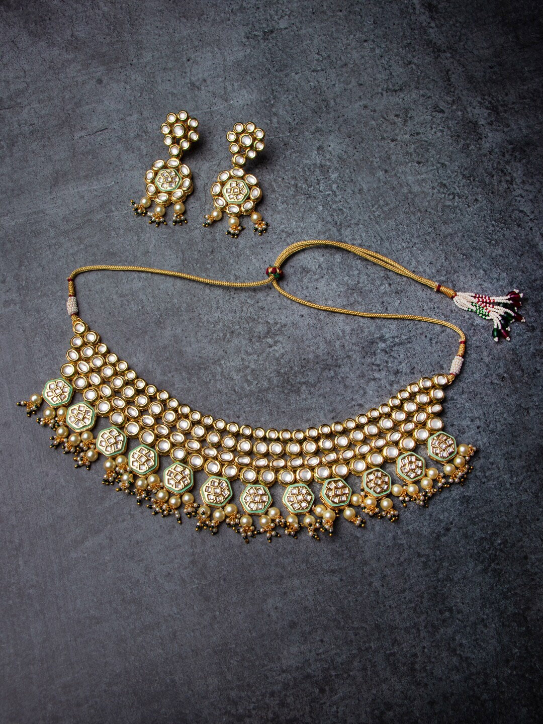 

MORKANTH JEWELLERY Gold-Plated White Handcrafted Necklace