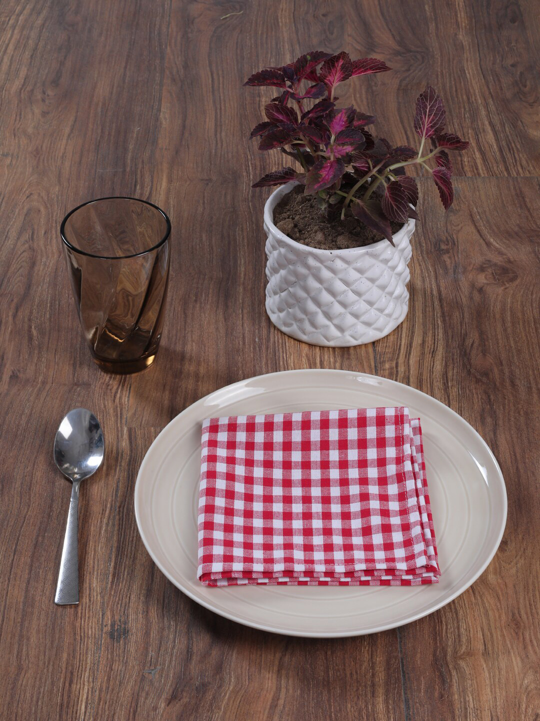 

My Gift Booth Red Set of 6 Checked Table napkins