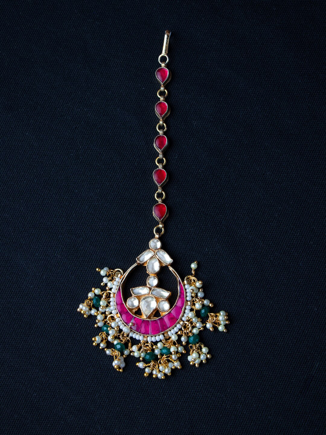 

MORKANTH JEWELLERY Gold-Plated Pink & Green Kundan Studded And Beaded Handcrafted Maang Tikka