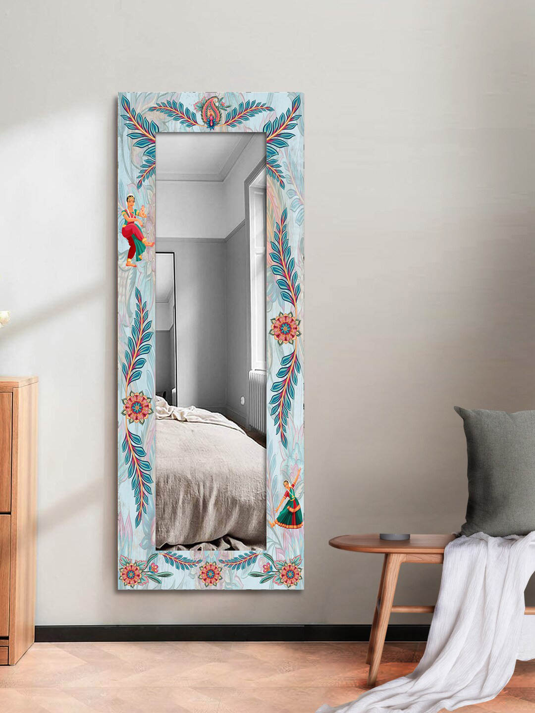

999Store Green & Red Traditional Dance Lady And Flower Printed Wall Mirror
